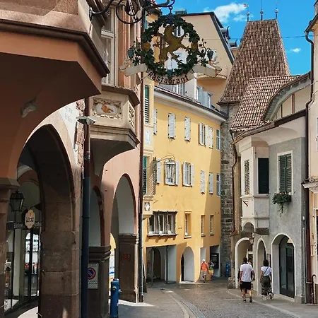 Appartement Schoene Neubauwohnung Mit Garten Merano