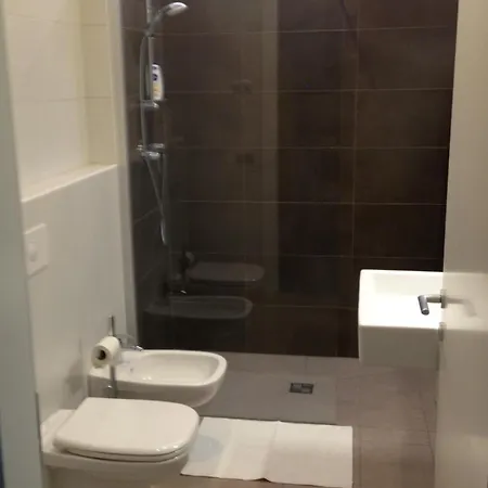 Appartement Schoene Neubauwohnung Mit Garten Meran