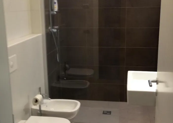 Apartment Schoene Neubauwohnung Mit Garten Merano